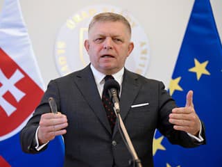 „Bojová porada“ Smeru: Čo bude nasledovať po odvolaní Tarabu?