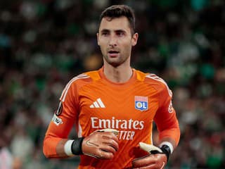 Lyon s Greifom v bráne prehral. Nedarilo sa ani českým veľkoklubom