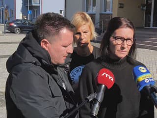 „Prosím, držte nám palce.“ Zlomená riaditeľka školy v Staškove prvýkrát od tragédie prehovorila