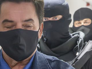 Súd v kauze vraždy novinára J. Kuciaka pokračuje aj v utorok čítaním listín