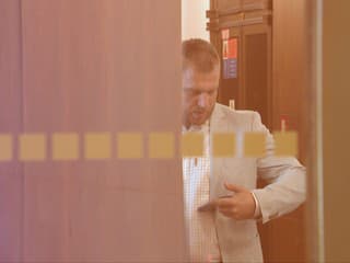 Prezident stále nevymenoval Filipa Kuffu za ministra. V kuloároch sa šepká o nečakanom kroku