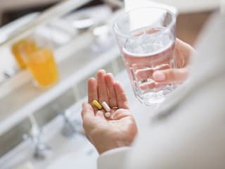 Je vám po vitamínoch nevoľno? Odborníci radia, ako tomu predísť
