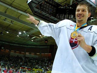 Legendárny Bondra: My Slováci stále iba pozeráme do taniera druhým. Pritom veľa vecí robíme dobre