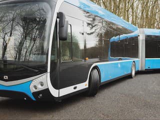 Do ulíc Košíc mieria unikátne elektrobusy. Využijú netradičný spôsob nabíjania