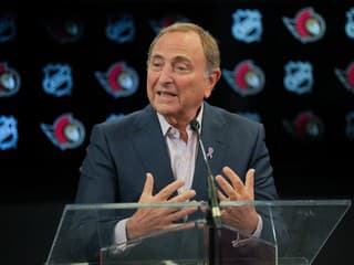 Dlhšia základná časť, zápasy v Európe či exhibícia v špeciálnom formáte. NHL sa vracia s novinkami