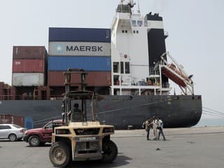 Somálski piráti opäť udreli, pri Jemene uniesli tanker