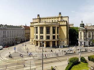 Študenti môžu získať až 12-tisíc eur. Na podanie žiadosti zostávajú posledné hodiny