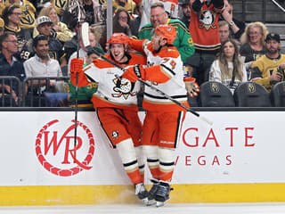 Nečakaný krok Philadelphie, mladému Švédovi ponúkla šialenú zmluvu. Anaheim musí reagovať