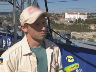 Padne na Slovensku svetový rekord? Majster sveta chce pol dňa chodiť na lane vo výške 100 metrov