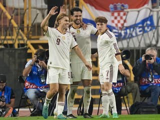 Zázračný žolík Španielov opäť úradoval a zaistil postup. Kane s ďalším skvelým rekordom