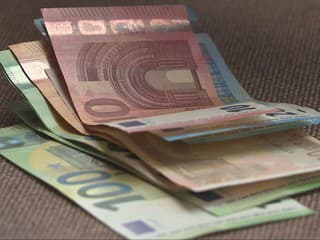 Neustále premýšľate, či vyjdete s peniazmi? Následky sa môžu prejaviť aj po rokoch