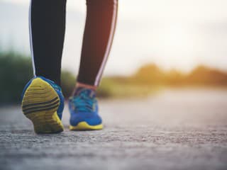 Nový fitness trend nepotrebuje posilňovňu. Stačí 30 minút chôdze
