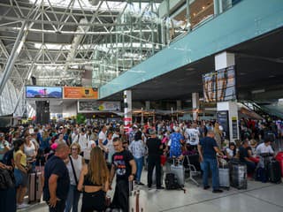 Pozrite sa, ako Slovensko vytŕča z európskeho grafu. Predbehli sme všetky krajiny EÚ