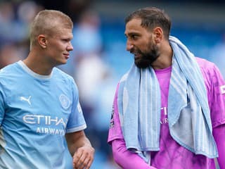 Tottenham ani v treťom kole nenašiel recept, ako rozvlniť sieť, no uhral bod. Haaland vystrelil triumf City