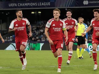 Lobotkov Neapol podľahol Arsenalu, Hanckove Atlético padlo na Anfielde. Zo Slovákov v Lige majstrov víťazne len Sauer
