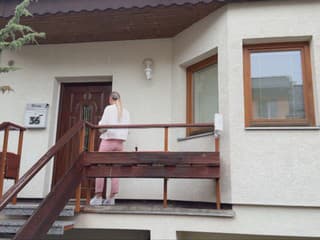 „To je skrytá kamera?“ Rezort kultúry podpísal zmluvu na skladovanie exponátov, majiteľ domu o tom nič nevie