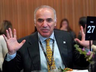 Kasparov tvrdí, že mu hrozí atentát: Západné bezpečnostné služby ma varovali pred ohrozením života