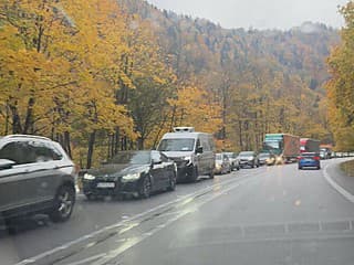 Strečno opäť skúša trpezlivosť vodičov. Pre uzáveru tunela sa tvoria dlhé kolóny