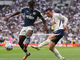 Tottenham opäť vybuchol, Dúbravka proti bývalému klubu šancu nedostal. Liverpool zase zachránil len bod