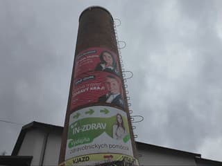 V kampani ukázali, že fantázii sa medze nekladú. S pozbieraním bannerov sa však neponáhľajú tak, ako s ich vyvesením