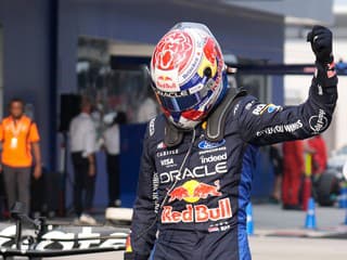 Zmena dejiska priniesla ovocie Red Bullu. Verstappen ovládol kvalifikáciu na VC Bahrajnu