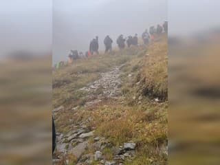 Koniec leta, koniec „šialenstva“ a tlačeníc v Tatrách? Video ukazuje niečo iné