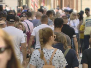Slovensko smeruje pod hranicu piatich miliónov obyvateľov. Demograf vysvetľuje, čo sa s nami deje