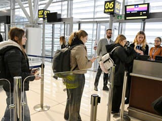 Koniec prekvapeniam pri kúpe leteniek. Európska únia zavádza nové pravidlá pre príručnú batožinu