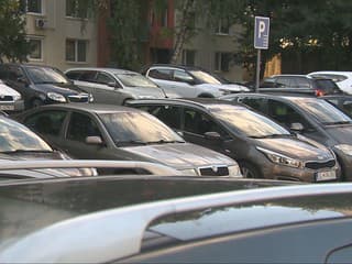 Stovky áut Slovákov majú nebezpečnú chybu. Môžu sa horšie ovládať, hrozí aj požiar
