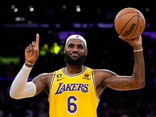 Zemetrasenie v Lakers. LeBron James oznámil, že mení pôsobisko
