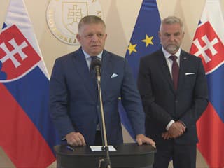 Robert Fico v kauze MOM-ky ponúka policajtom pomoc. Ich šéfka má pre premiéra odkaz