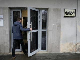 Známy ruský denník po vyše 30 rokoch končí. Redakcia hovorí o nátlaku úradov