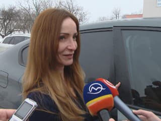 Odsúdili ju za objednávku vraždy manžela, dodnes je na úteku. Známa kvetinárka sa pokúsila zvrátiť svoj osud