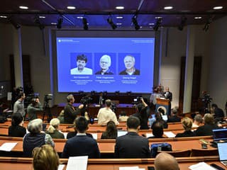 Nobelovu cenu za medicínu získali vedci za objavy v oblasti optogenetiky