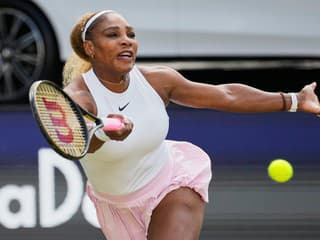 Dve legendy spoja sily a obohatia US Open. Serena Williamsová si zahrá s hviezdnym Španielom