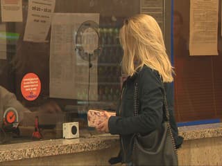 Vláda schválila dočasné zníženie cestovného. Opatrenie začne platiť už o niekoľko dní