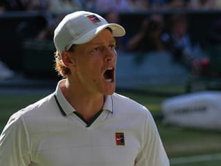 Po prehratom prvom sete prišla fantastická otočka. Sinner obhájil titul vo Wimbledone