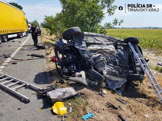 Fatálna nehoda pri Dunajskej Strede: FOTO Čelná zrážka auta s nákladiakom! Žena (†57) neprežila, zasahoval vrtuľník