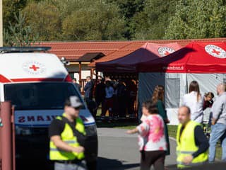 MIMORIADNE Tragédia na škole v Staškove! Útočil iba 13-ročný žiak: Učiteľka ZOMRELA (†61), žiačka je v kritickom stave