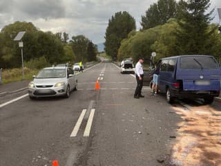 Škandál na Liptove: Inštruktor autoškoly sadol k žiakovi opitý, nafúkal po hromadnej nehode!
