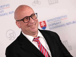 Minister dopravy Jozef Ráž vytiahol starú FOTKU: Ťažké spomienky na mladosť! Spoznali by ste ho vôbec?