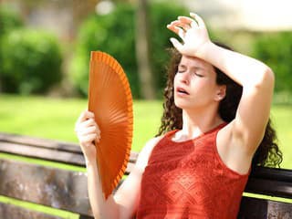 PEKLO ako v púšti! Meteorológovia veštia rekordné teploty: Padnú aj 40tky a vieme, kedy sa konečne ochladí