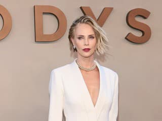 Charlize Theron na premiére: Zatienila ju jej adoptívna dcéra!