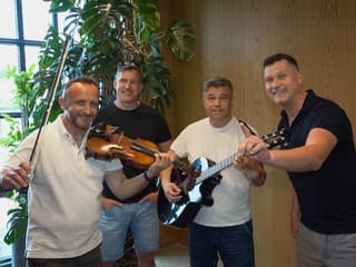 Kandráčovcov a Kollárovcov spájajú nielen koncerty, ale aj kuriózne zážitky: Toto je fakt bizár!