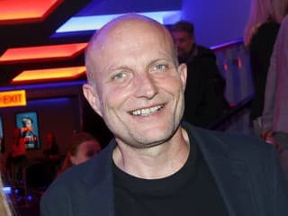 Český herec (50) na dovolenke s frajerkou (22): Veď vyzerajú ako otec s dcérou!
