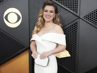 Kelly Clarkson si chcela dopriať luxus za tisícky dolárov, no z obchodu ju vyhodili: Dôvod šokoval internet!