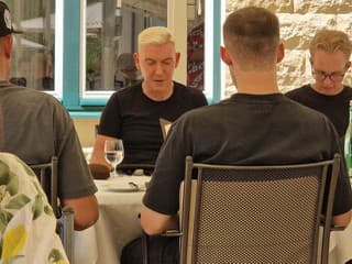 SCOOTER už je na Slovensku: Prvé kroky po prílete? Luxusný hotel, ryba a Aperol! FOTO