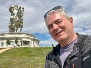 Miloš Bubán na pokraji síl? Precestoval skoro celý svet, no po divokej jazde na ťave prišli následky!