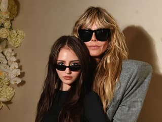Nie je to už priveľa? Heidi Klum nafotila sexi fotky so svojou dcérou (22)!