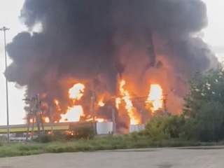 MIMORIADNY ONLINE Petrohrad pod paľbou ukrajinských dronov! Putin odmietol stretnutie so Zelenským